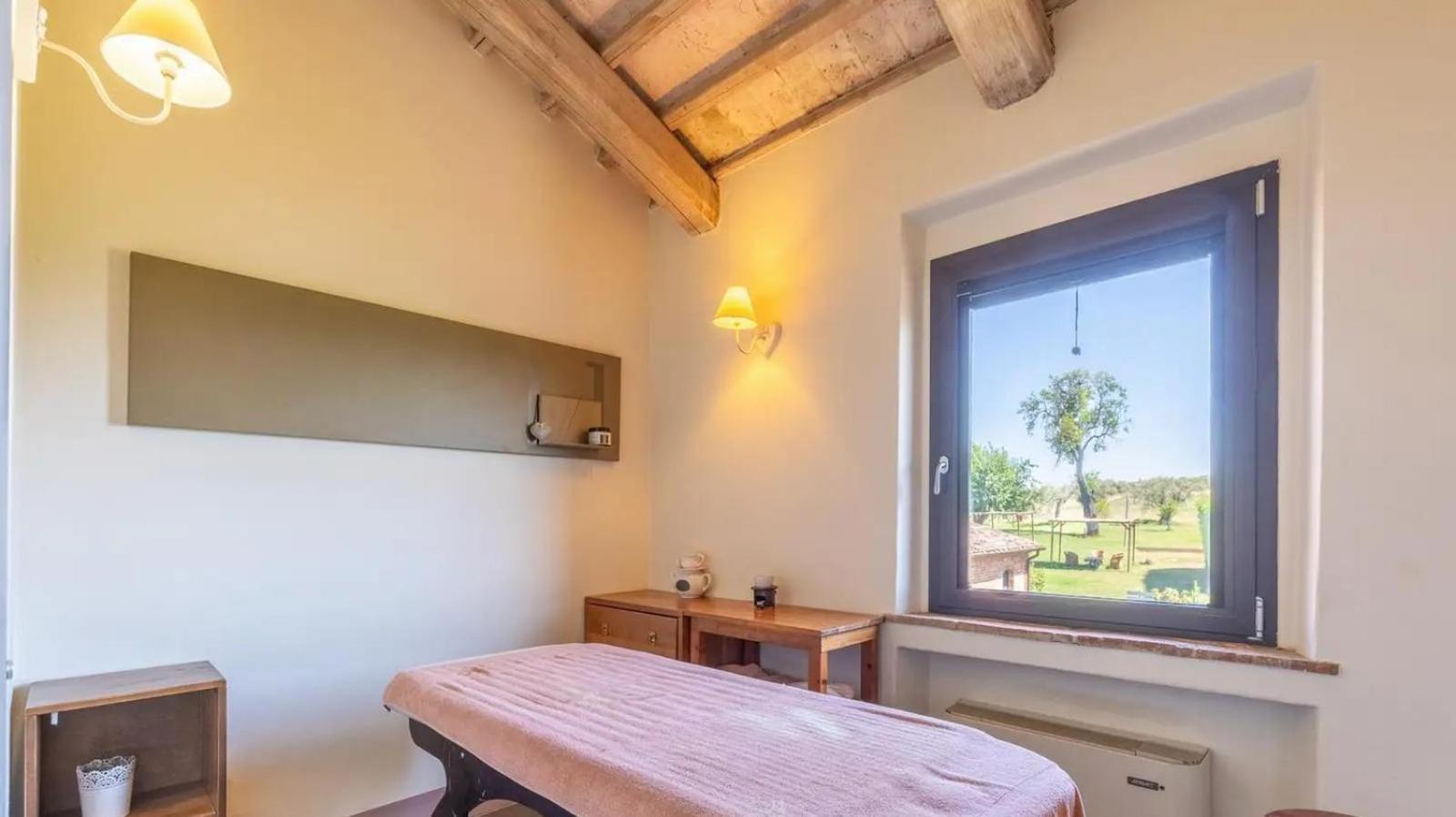 Agriturismo Le Torri Di Porsenna Petrignano Del Lago Exterior foto